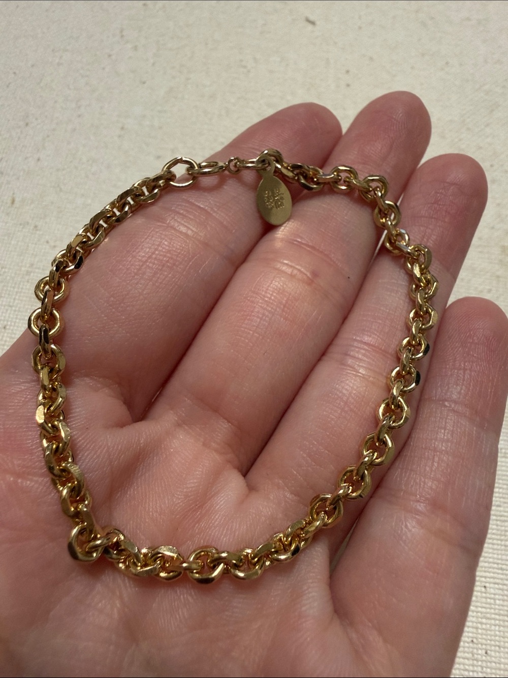 Lovely Sterling Silver 925 Gold-Toned Link Chain Bracelet 7’In